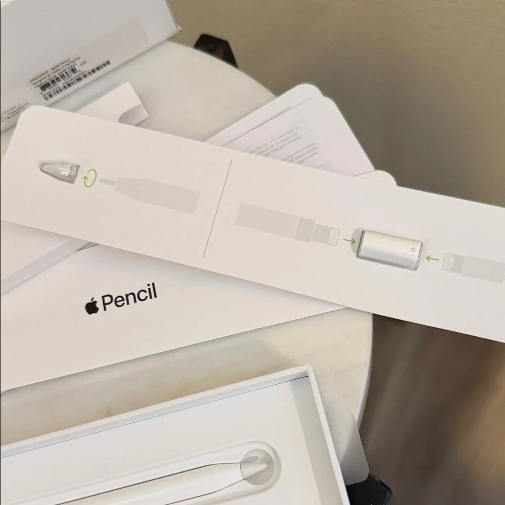Apple Pencil in Elegant White